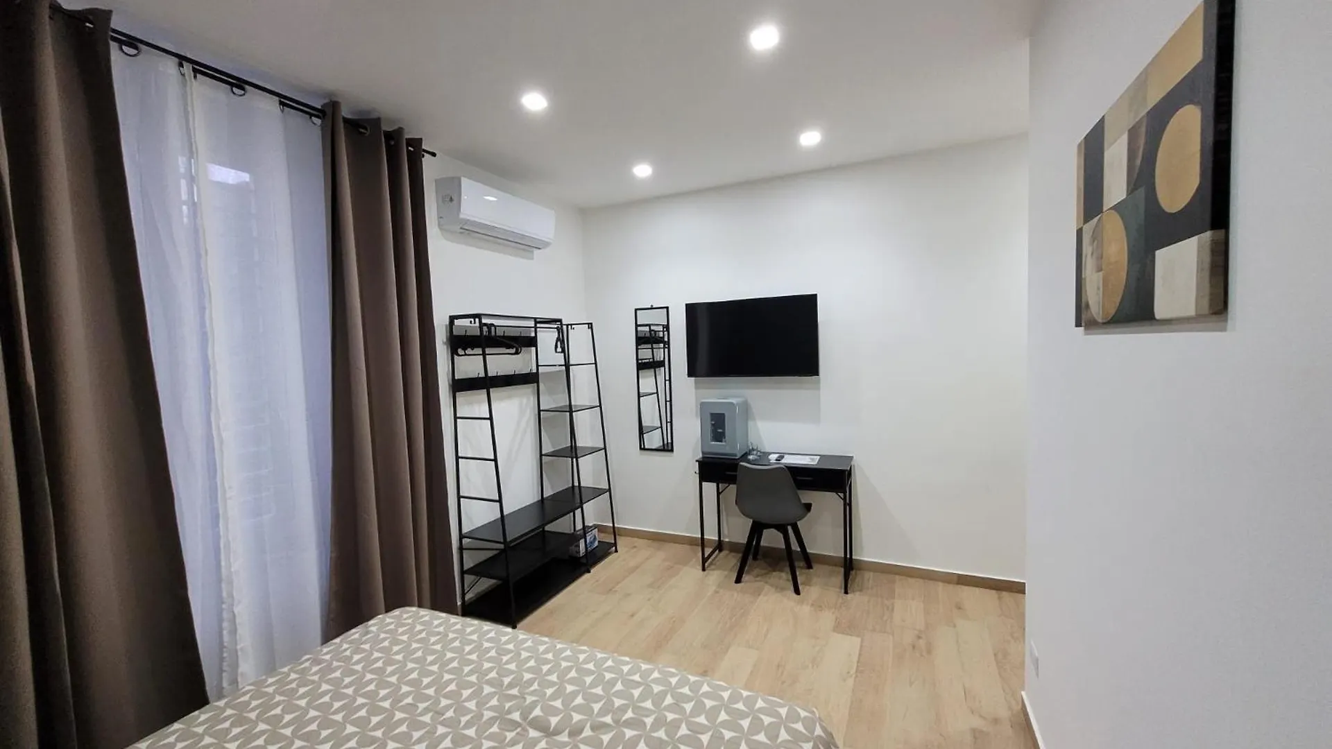 Engi Rooms - Marino Naples
